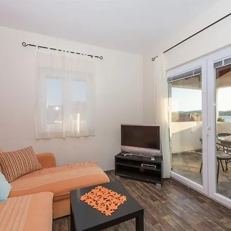 Apartmán By The Sea Turanj, Biograd - 6177 Sveti Filip i Jakov