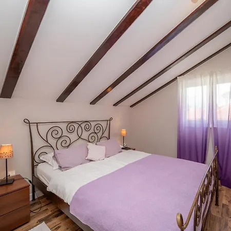 Apartmán By The Sea Turanj, Biograd - 6177 Sveti Filip i Jakov