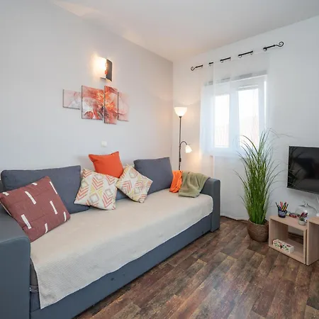 By The Sea Turanj, Biograd - 6177