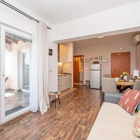 By The Sea Turanj, Biograd - 6177 Διαμέρισμα