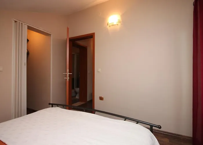 By The Sea Turanj, Biograd - 6177 Апартаменты Свети-Филип-и-Яков